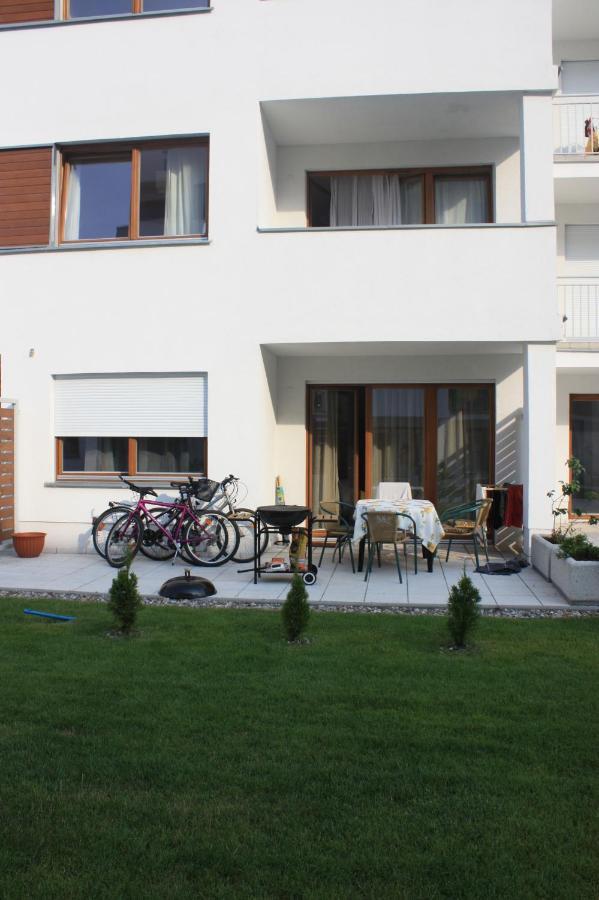 Swinoujscie Platan Patio 2- Berry Apartments 外观 照片