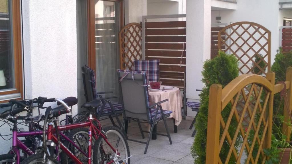 Swinoujscie Platan Patio 2- Berry Apartments 外观 照片